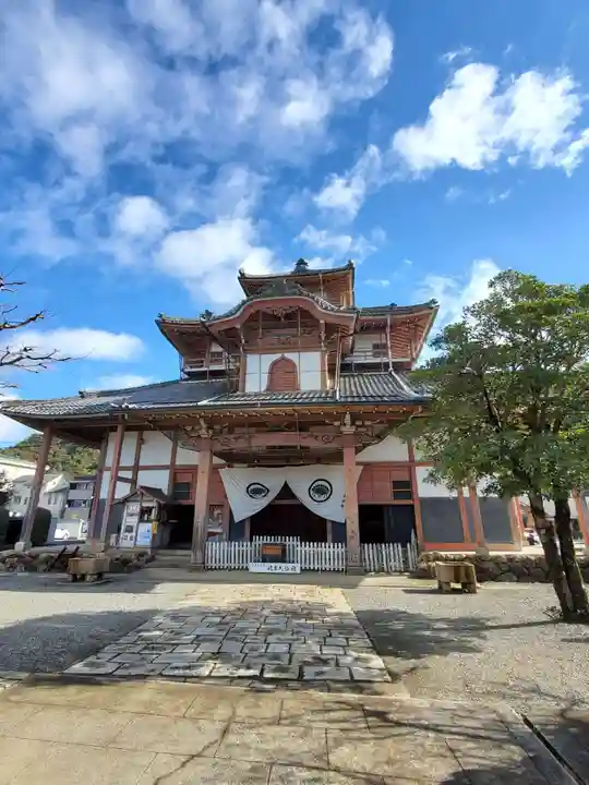 金鳳山 正法寺の本殿・本堂