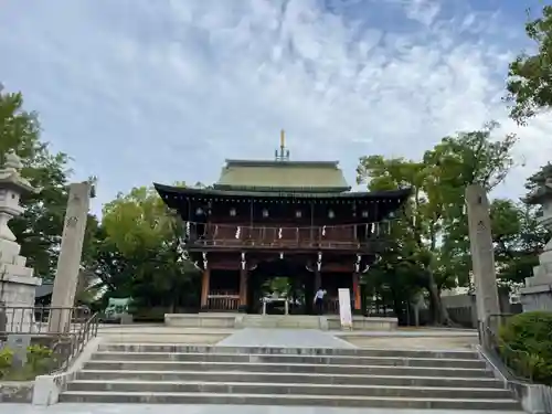 石切劔箭神社の山門・神門