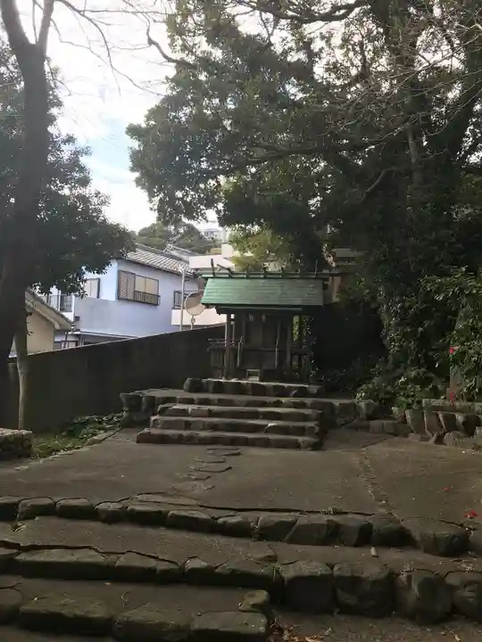 八王子社の末社・摂社