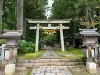 雄山神社中宮祈願殿(富山県)