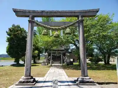 神明社の鳥居