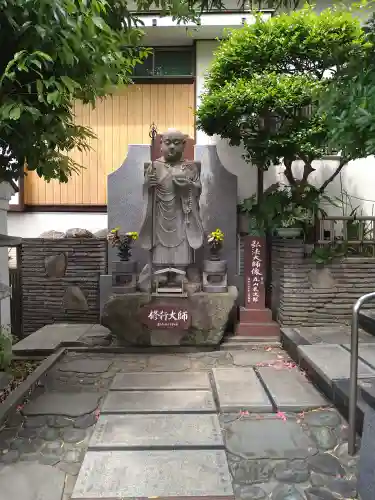 真福寺の像