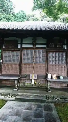 清閑寺の本殿・本堂
