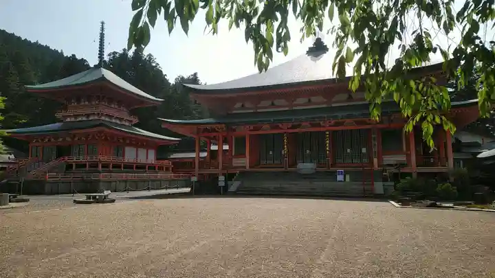 比叡山延暦寺の本殿・本堂