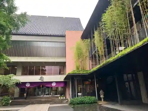 回向院の本殿・本堂