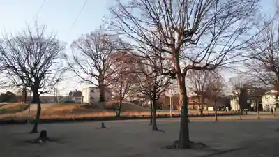 鎌達稲荷神社の周辺