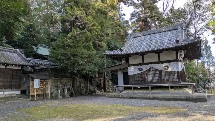 鳥居川御霊神社(滋賀県)