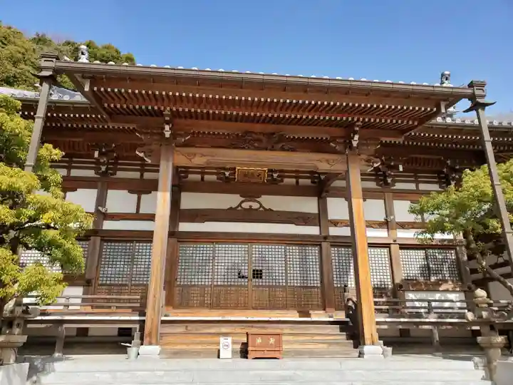 勝福寺の本殿・本堂