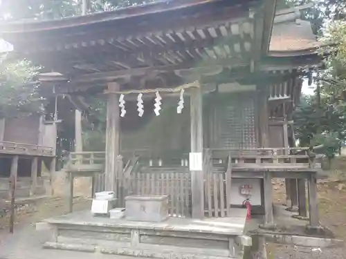 天皇神社の本殿