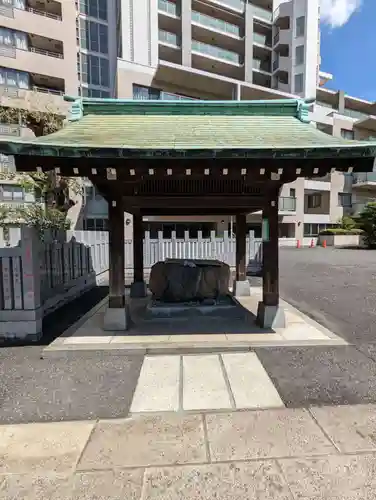 白金氷川神社の手水