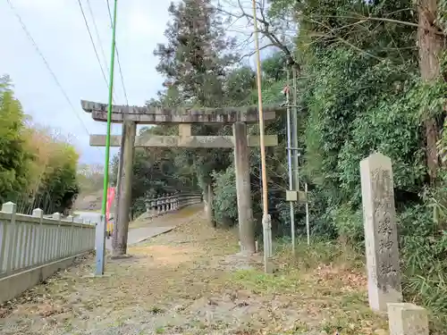 鍬渓神社の鳥居