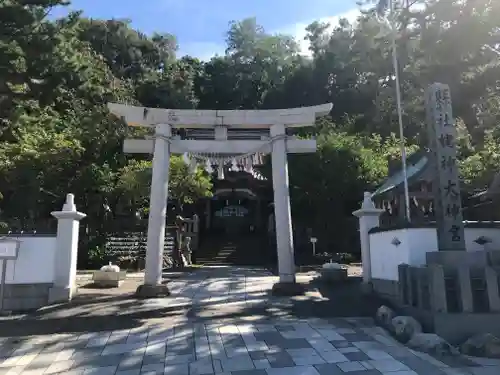 姥神大神宮の鳥居