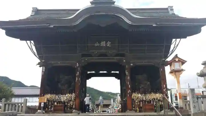 善光寺の山門・神門