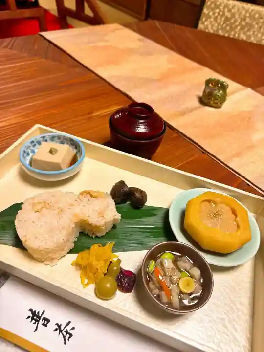 萬福寺の{uncategorized: "未分類", other: "その他", undefined: "問題あり", building: "その他建物", grave: "お墓", sacred_gate: "鳥居", guardian: "狛犬", statue: "像", buddha: "仏像", history: "歴史", nature: "自然", garden: "庭園", animal: "動物", pagoda: "塔", temizu: "手水舎", mountain_gate: "山門・神門", sanctuary: "本殿・本堂", subordinate: "末社・摂社", art: "芸術", scenery: "景色", jizo: "地蔵", ema: "絵馬", goshuin: "御朱印", omikuji: "おみくじ", items: "授与品その他", amulet: "お守り", goshuincho: "御朱印帳", eats: "食事", festival: "お祭り", votive_dance: "神楽", shichigosan: "七五三参", wedding: "結婚式", experience: "体験その他", initially: "初詣", around: "周辺", anti_infection: "感染症対策"}