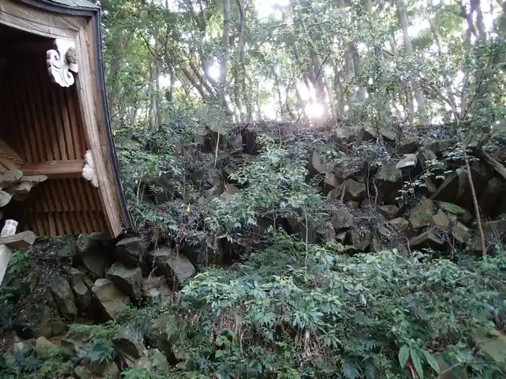 阿太賀都健御熊命神社の自然