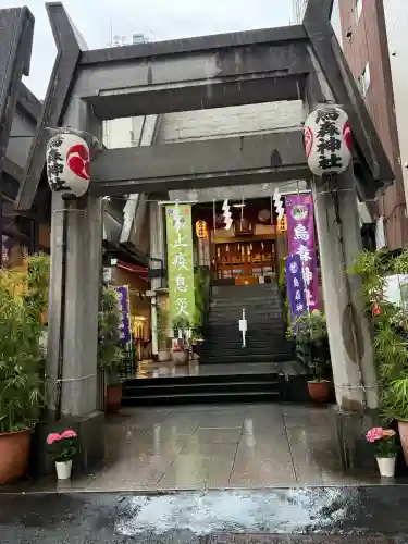烏森神社の{uncategorized: "未分類", other: "その他", undefined: "問題あり", building: "その他建物", grave: "お墓", sacred_gate: "鳥居", guardian: "狛犬", statue: "像", buddha: "仏像", history: "歴史", nature: "自然", garden: "庭園", animal: "動物", pagoda: "塔", temizu: "手水舎", mountain_gate: "山門・神門", sanctuary: "本殿・本堂", subordinate: "末社・摂社", art: "芸術", scenery: "景色", jizo: "地蔵", ema: "絵馬", goshuin: "御朱印", omikuji: "おみくじ", items: "授与品その他", amulet: "お守り", goshuincho: "御朱印帳", eats: "食事", festival: "お祭り", votive_dance: "神楽", shichigosan: "七五三参", wedding: "結婚式", experience: "体験その他", initially: "初詣", around: "周辺", anti_infection: "感染症対策"}