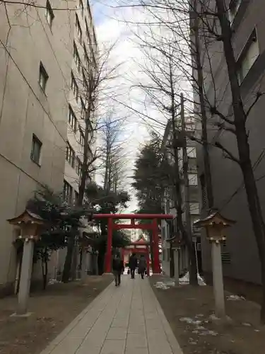 花園神社の鳥居