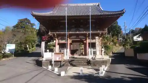 護国之寺の山門