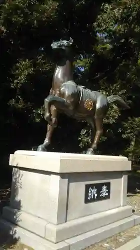 福井県護国神社の狛犬