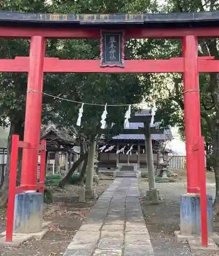 諏訪神社の鳥居