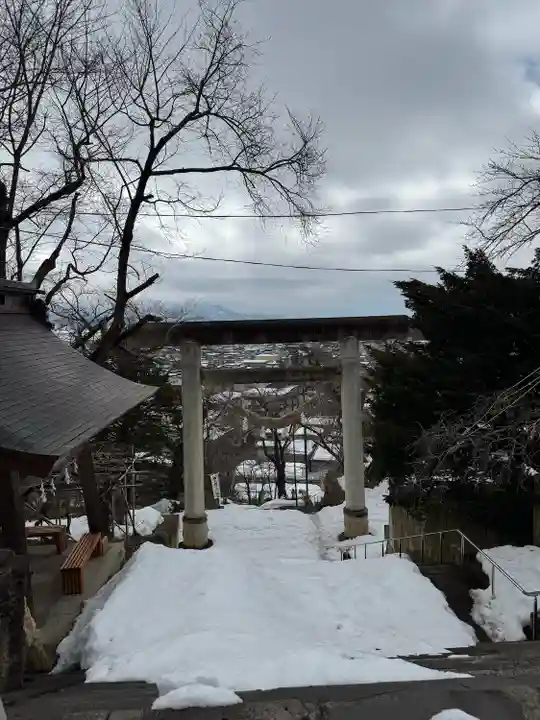 烏帽子山八幡宮(山形県)