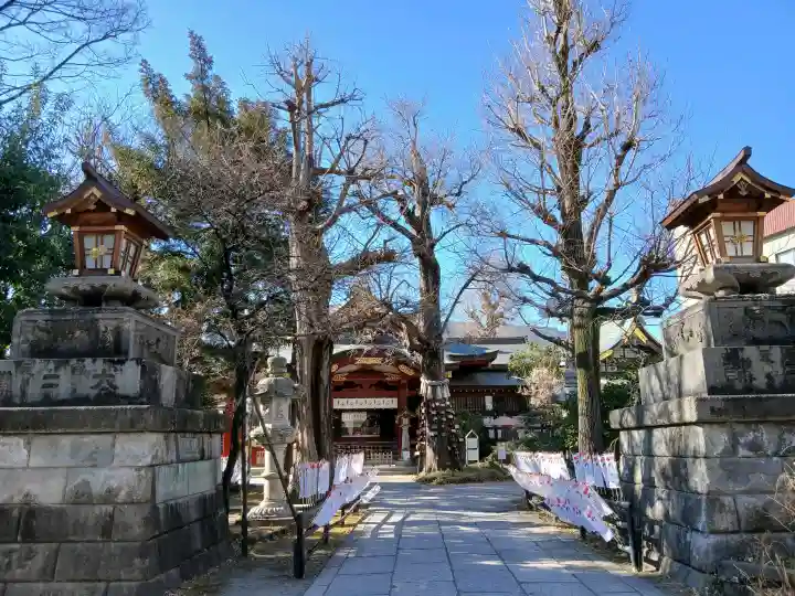 素盞雄神社の{uncategorized: "未分類", other: "その他", undefined: "問題あり", building: "その他建物", grave: "お墓", sacred_gate: "鳥居", guardian: "狛犬", statue: "像", buddha: "仏像", history: "歴史", nature: "自然", garden: "庭園", animal: "動物", pagoda: "塔", temizu: "手水舎", mountain_gate: "山門・神門", sanctuary: "本殿・本堂", subordinate: "末社・摂社", art: "芸術", scenery: "景色", jizo: "地蔵", ema: "絵馬", goshuin: "御朱印", omikuji: "おみくじ", items: "授与品その他", amulet: "お守り", goshuincho: "御朱印帳", eats: "食事", festival: "お祭り", votive_dance: "神楽", shichigosan: "七五三参", wedding: "結婚式", experience: "体験その他", initially: "初詣", around: "周辺", anti_infection: "感染症対策"}