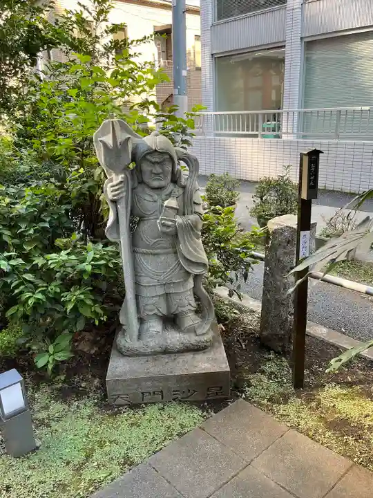 成子天神社の像