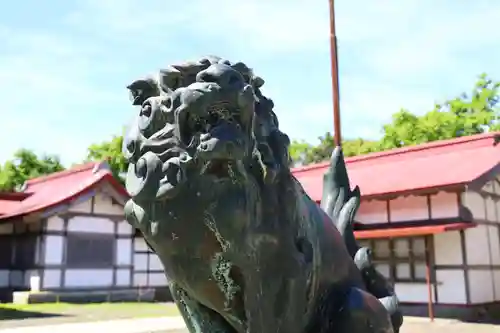 釧路一之宮 厳島神社の狛犬