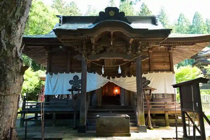 新海三社神社(長野県)