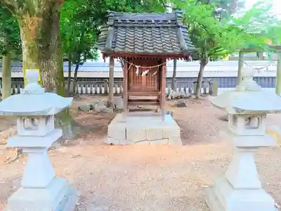 白山比売神社の末社・摂社