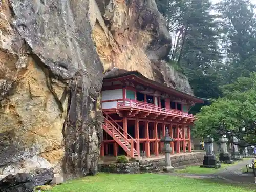 達谷西光寺の建物その他