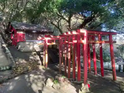 金刀比羅神社の{uncategorized: "未分類", other: "その他", undefined: "問題あり", building: "その他建物", grave: "お墓", sacred_gate: "鳥居", guardian: "狛犬", statue: "像", buddha: "仏像", history: "歴史", nature: "自然", garden: "庭園", animal: "動物", pagoda: "塔", temizu: "手水舎", mountain_gate: "山門・神門", sanctuary: "本殿・本堂", subordinate: "末社・摂社", art: "芸術", scenery: "景色", jizo: "地蔵", ema: "絵馬", goshuin: "御朱印", omikuji: "おみくじ", items: "授与品その他", amulet: "お守り", goshuincho: "御朱印帳", eats: "食事", festival: "お祭り", votive_dance: "神楽", shichigosan: "七五三参", wedding: "結婚式", experience: "体験その他", initially: "初詣", around: "周辺", anti_infection: "感染症対策"}