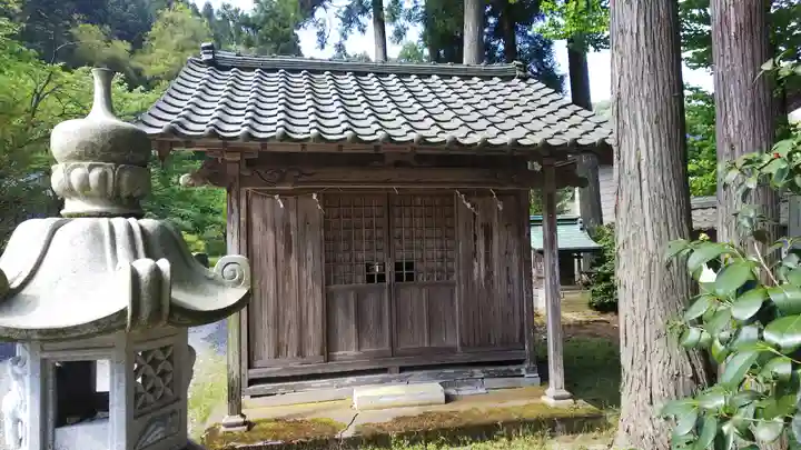 大虫神社の本殿・本堂