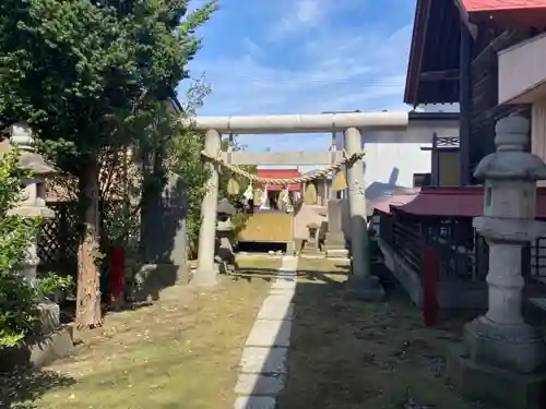 白山神社の鳥居