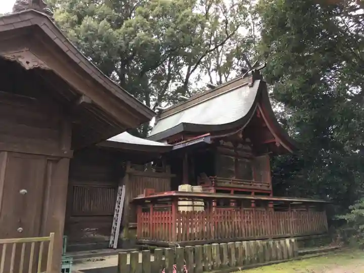 都萬神社の本殿・本堂
