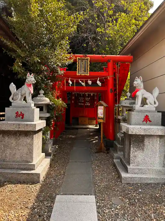 池袋御嶽神社の末社・摂社