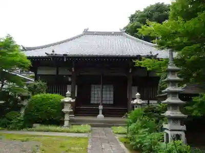 法華寺の本殿・本堂