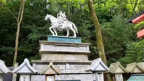 福蔵寺の像