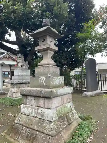 上高田氷川神社の{uncategorized: "未分類", other: "その他", undefined: "問題あり", building: "その他建物", grave: "お墓", sacred_gate: "鳥居", guardian: "狛犬", statue: "像", buddha: "仏像", history: "歴史", nature: "自然", garden: "庭園", animal: "動物", pagoda: "塔", temizu: "手水舎", mountain_gate: "山門・神門", sanctuary: "本殿・本堂", subordinate: "末社・摂社", art: "芸術", scenery: "景色", jizo: "地蔵", ema: "絵馬", goshuin: "御朱印", omikuji: "おみくじ", items: "授与品その他", amulet: "お守り", goshuincho: "御朱印帳", eats: "食事", festival: "お祭り", votive_dance: "神楽", shichigosan: "七五三参", wedding: "結婚式", experience: "体験その他", initially: "初詣", around: "周辺", anti_infection: "感染症対策"}