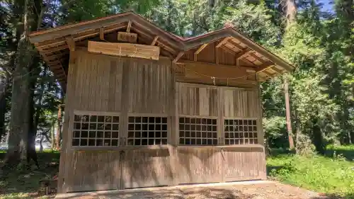 中村八幡宮の{uncategorized: "未分類", other: "その他", undefined: "問題あり", building: "その他建物", grave: "お墓", sacred_gate: "鳥居", guardian: "狛犬", statue: "像", buddha: "仏像", history: "歴史", nature: "自然", garden: "庭園", animal: "動物", pagoda: "塔", temizu: "手水舎", mountain_gate: "山門・神門", sanctuary: "本殿・本堂", subordinate: "末社・摂社", art: "芸術", scenery: "景色", jizo: "地蔵", ema: "絵馬", goshuin: "御朱印", omikuji: "おみくじ", items: "授与品その他", amulet: "お守り", goshuincho: "御朱印帳", eats: "食事", festival: "お祭り", votive_dance: "神楽", shichigosan: "七五三参", wedding: "結婚式", experience: "体験その他", initially: "初詣", around: "周辺", anti_infection: "感染症対策"}
