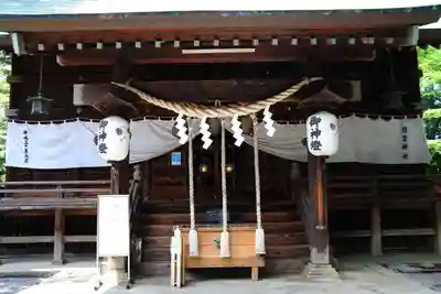 日吉神社の本殿・本堂