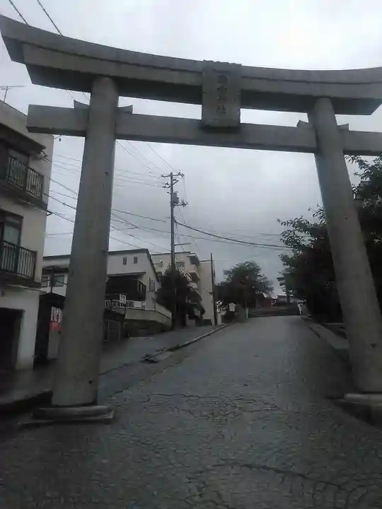 亀山神社の鳥居