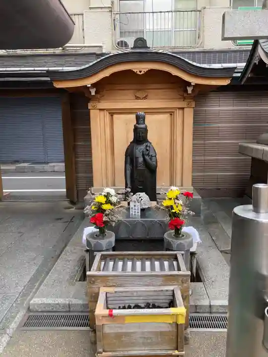 とげぬき地蔵尊 高岩寺の仏像
