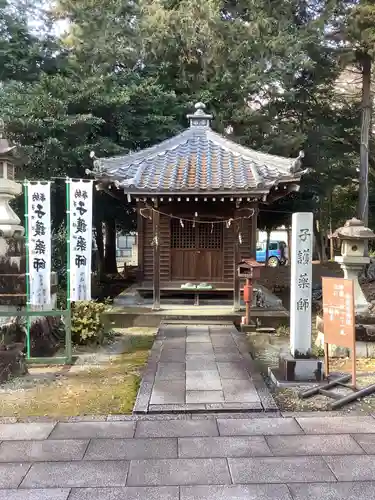 手力雄神社の末社