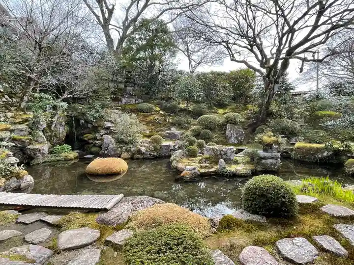実光院の庭園