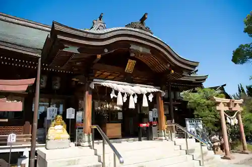 田村神社の本殿・本堂
