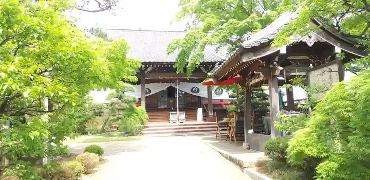 法輪寺の本殿・本堂