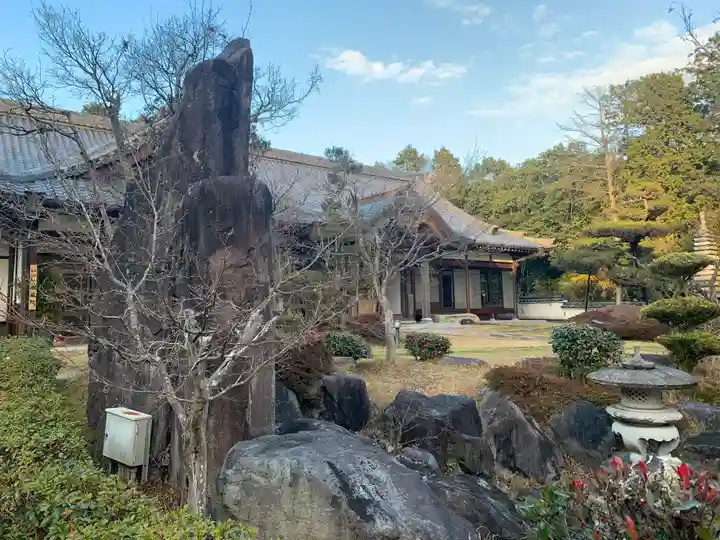 南蔵院の本殿・本堂