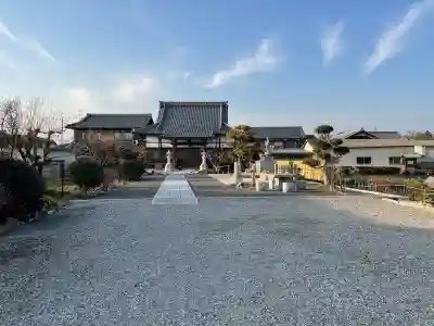 光照寺の{uncategorized: "未分類", other: "その他", undefined: "問題あり", building: "その他建物", grave: "お墓", sacred_gate: "鳥居", guardian: "狛犬", statue: "像", buddha: "仏像", history: "歴史", nature: "自然", garden: "庭園", animal: "動物", pagoda: "塔", temizu: "手水舎", mountain_gate: "山門・神門", sanctuary: "本殿・本堂", subordinate: "末社・摂社", art: "芸術", scenery: "景色", jizo: "地蔵", ema: "絵馬", goshuin: "御朱印", omikuji: "おみくじ", items: "授与品その他", amulet: "お守り", goshuincho: "御朱印帳", eats: "食事", festival: "お祭り", votive_dance: "神楽", shichigosan: "七五三参", wedding: "結婚式", experience: "体験その他", initially: "初詣", around: "周辺", anti_infection: "感染症対策"}