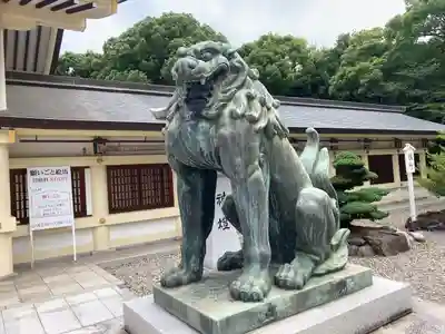 愛知縣護國神社の狛犬